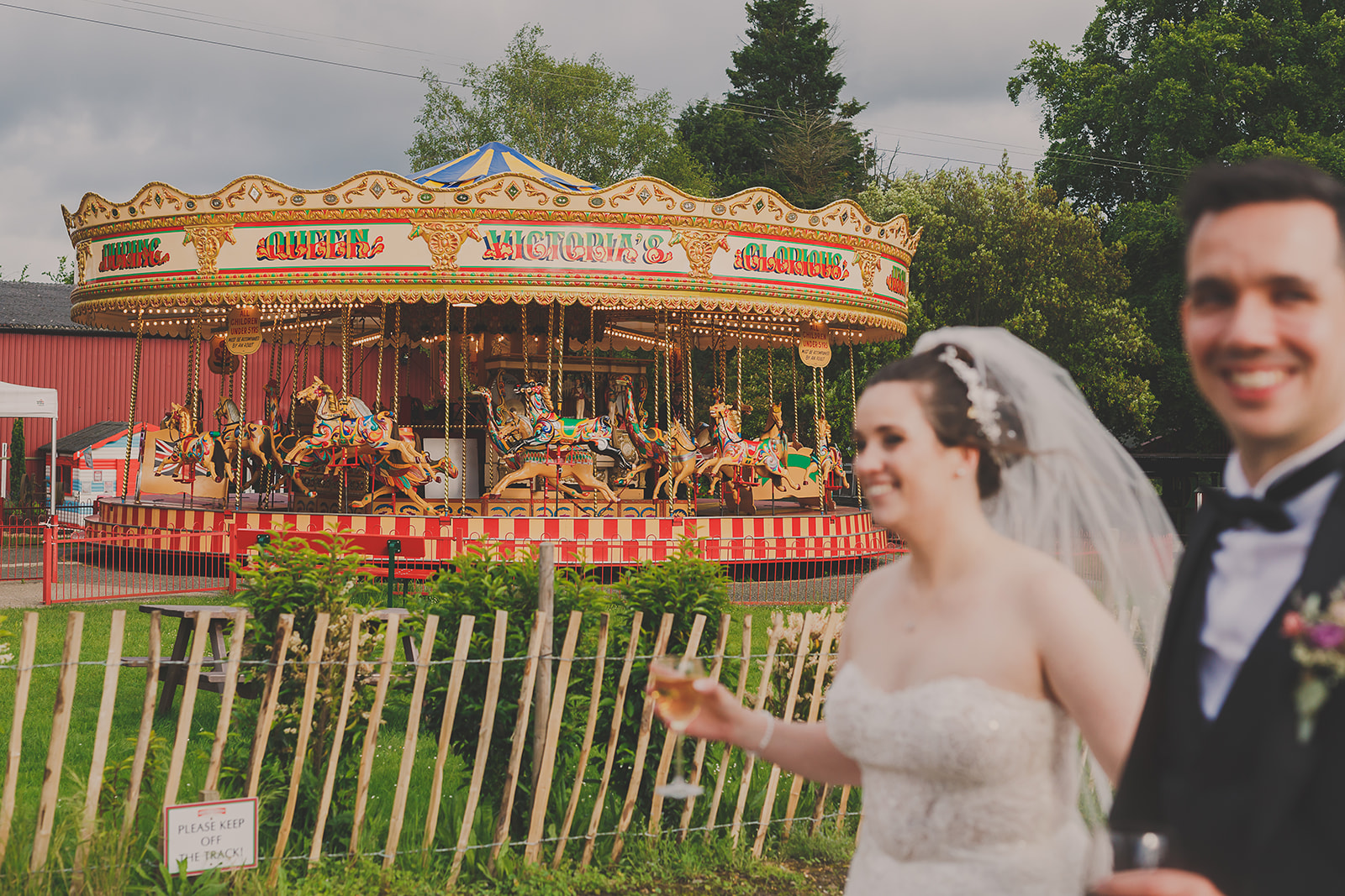 Lauren & Steve: Bressingham Barn
